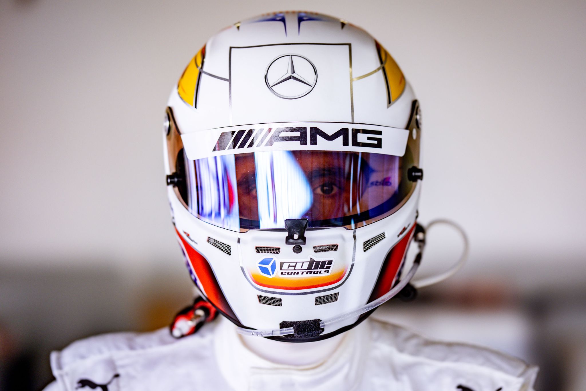 Daniel Juncadella helmet